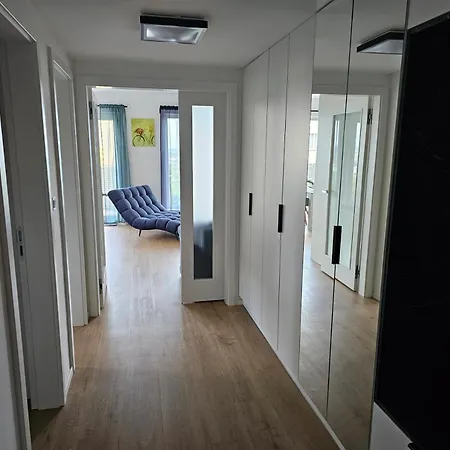 Sun Prague - Stodulky Apartment Exterior photo