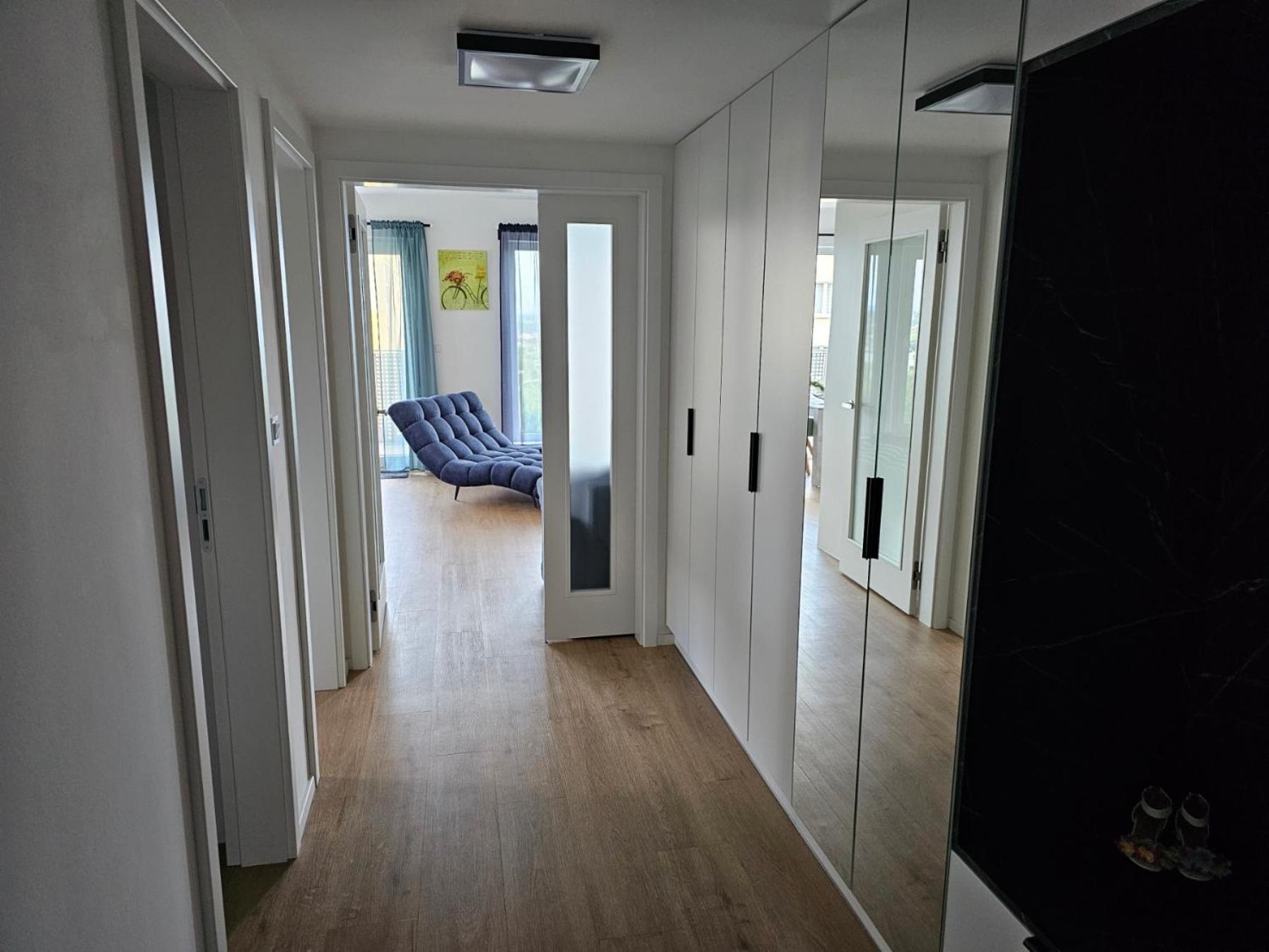 Sun - Stodulky Apartment Prague